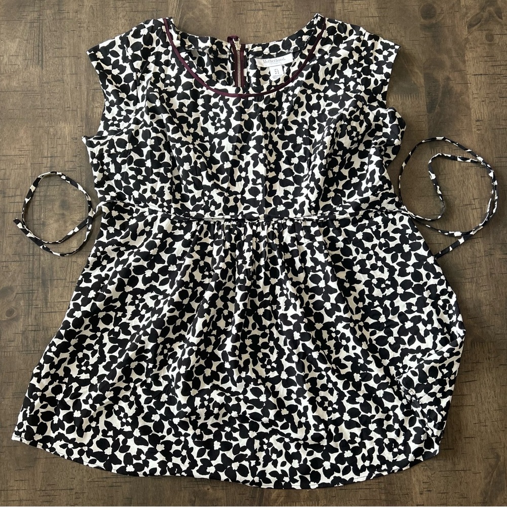 Motherhood Maternity Short Sleeve Blouse Size Large